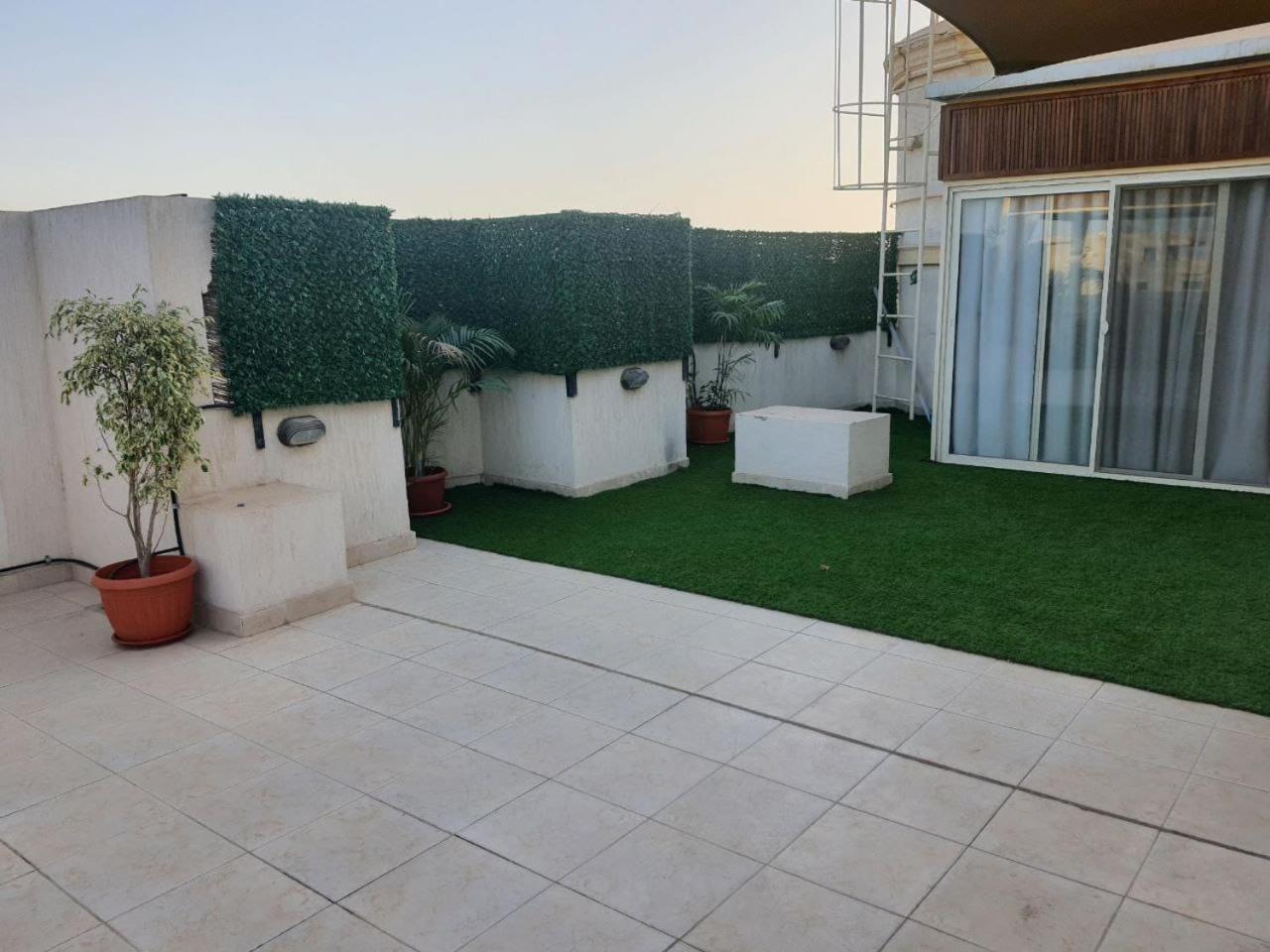 Paradise Studios Sheikh Zayed City Exterior photo